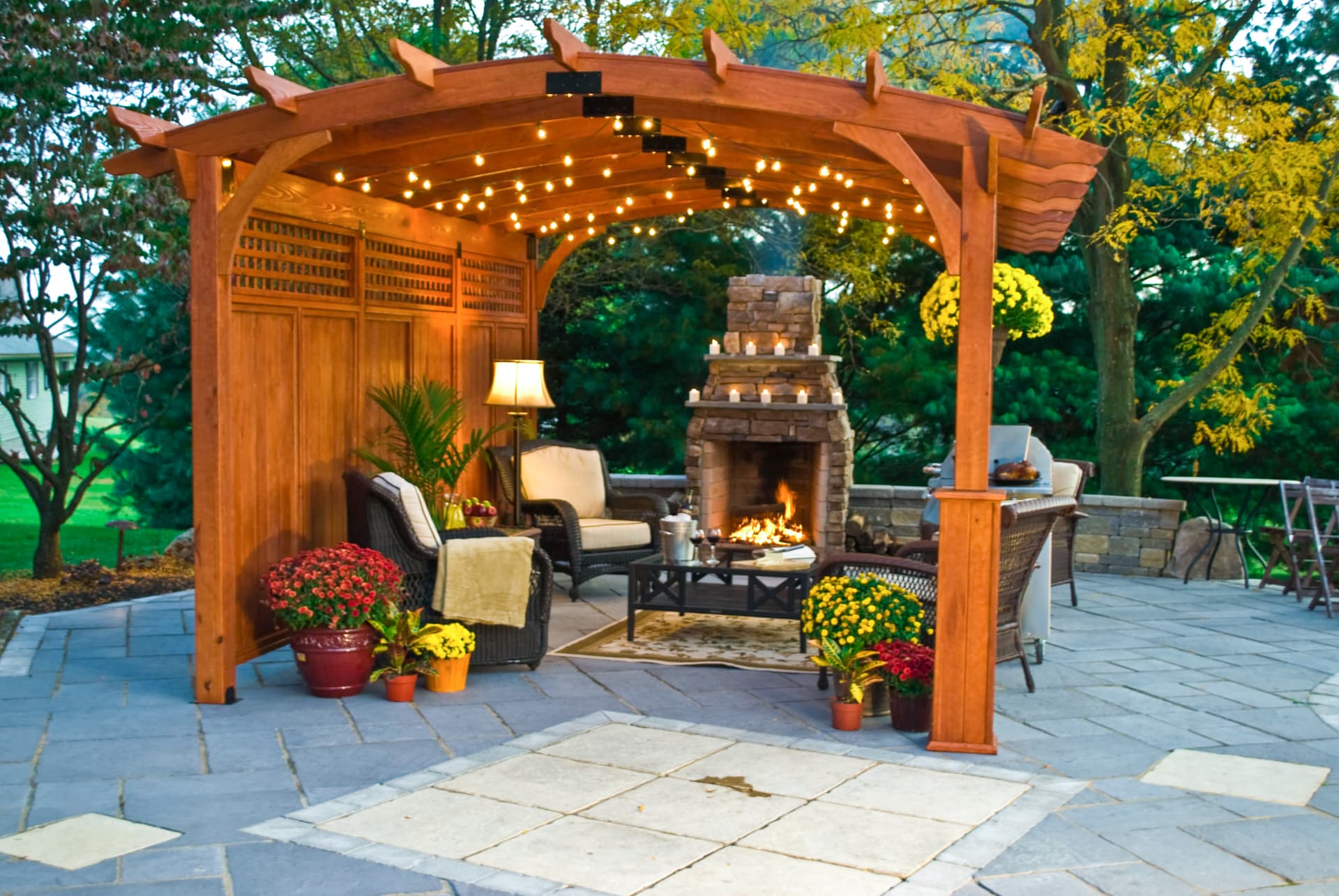 12x17 pergola with curved roof